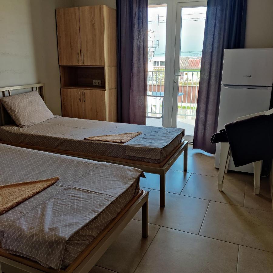 Family Hotel Gribovka Buitenkant foto